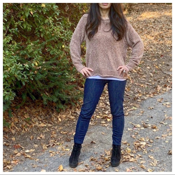 ✨PARIS✨Mocha Chenille soft sweater - Picture 2 of 8